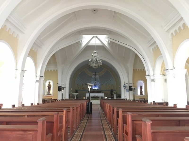 City Tour Punta del Este em Punta del Este - Igreja Católica Nossa Senhora da Candelária - Interno