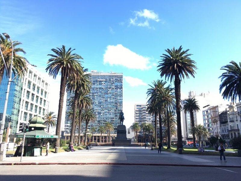 Bus Turístico Montevideo - Plaza Independencia - Praça da Independência